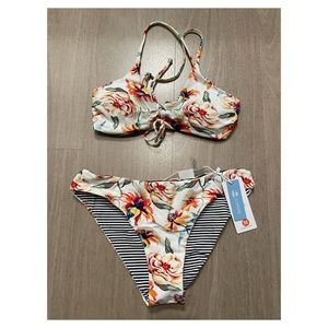 Brand New With Tags Cupshe Floral Bikini